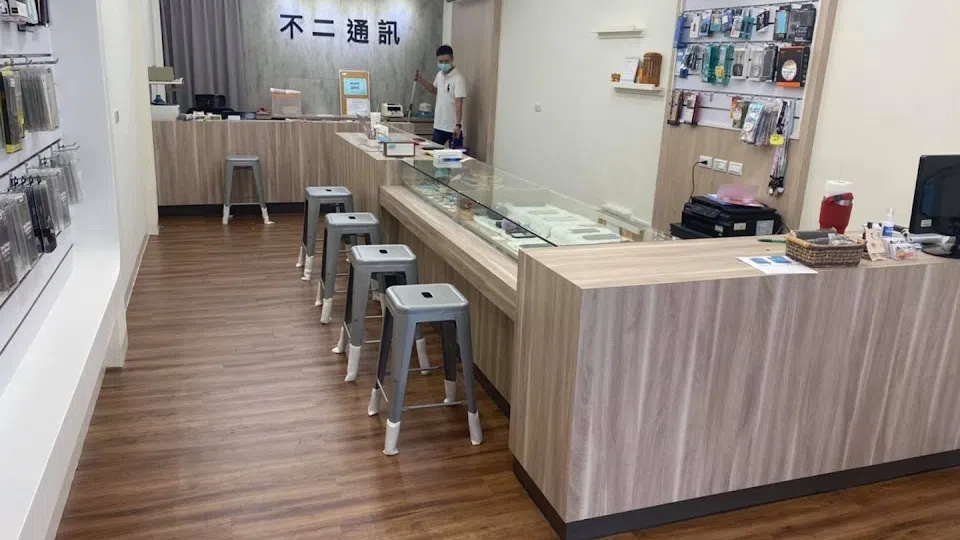 台南iphone手機維修不二通訊-安和總店